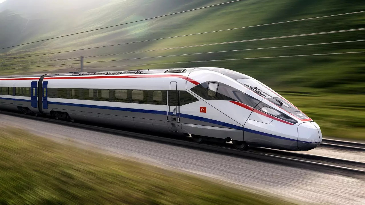Türkiye Raylı Sistemlerde Atağa Kalkıyor: Yeni Tren Hatları ve Hızlı Tren Müjdeleri Yolda!