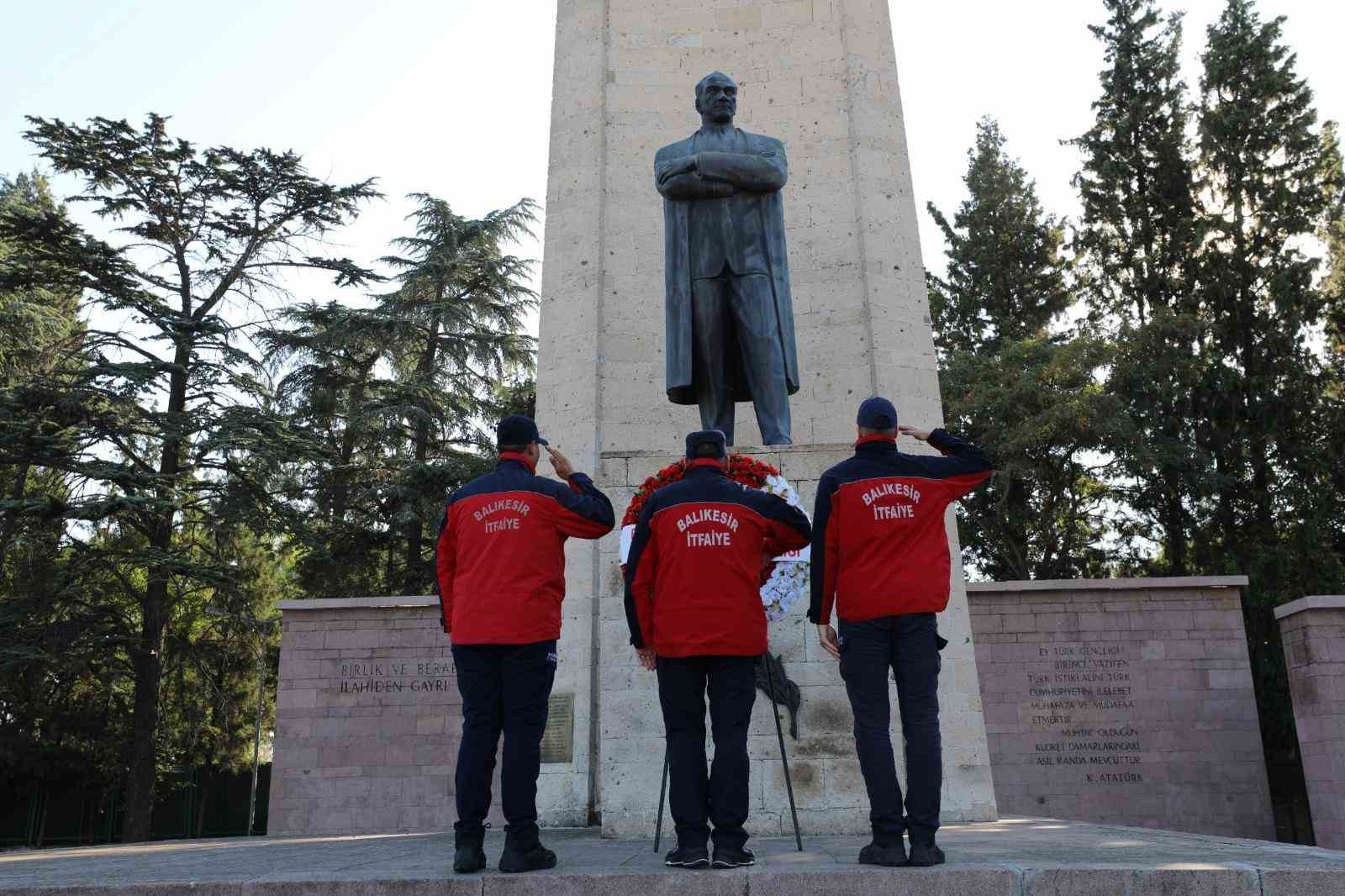 Başkan Akın’dan kahraman itfaiyecilere anlamlı jest
