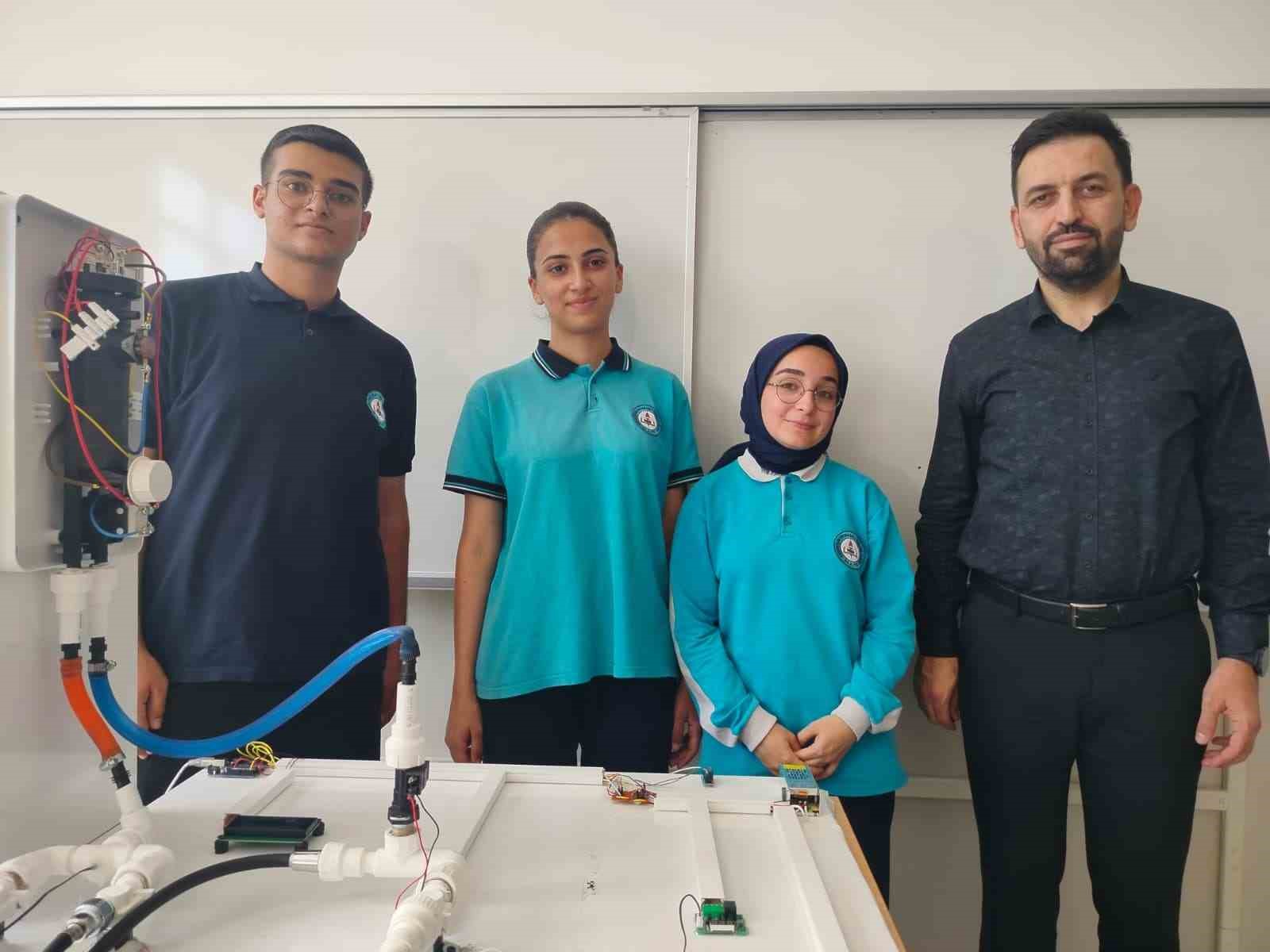 Elazığlı öğrenciler dünya finalinde: Su tasarrufu projesiyle 11 bin başvuruyu geride bıraktılar