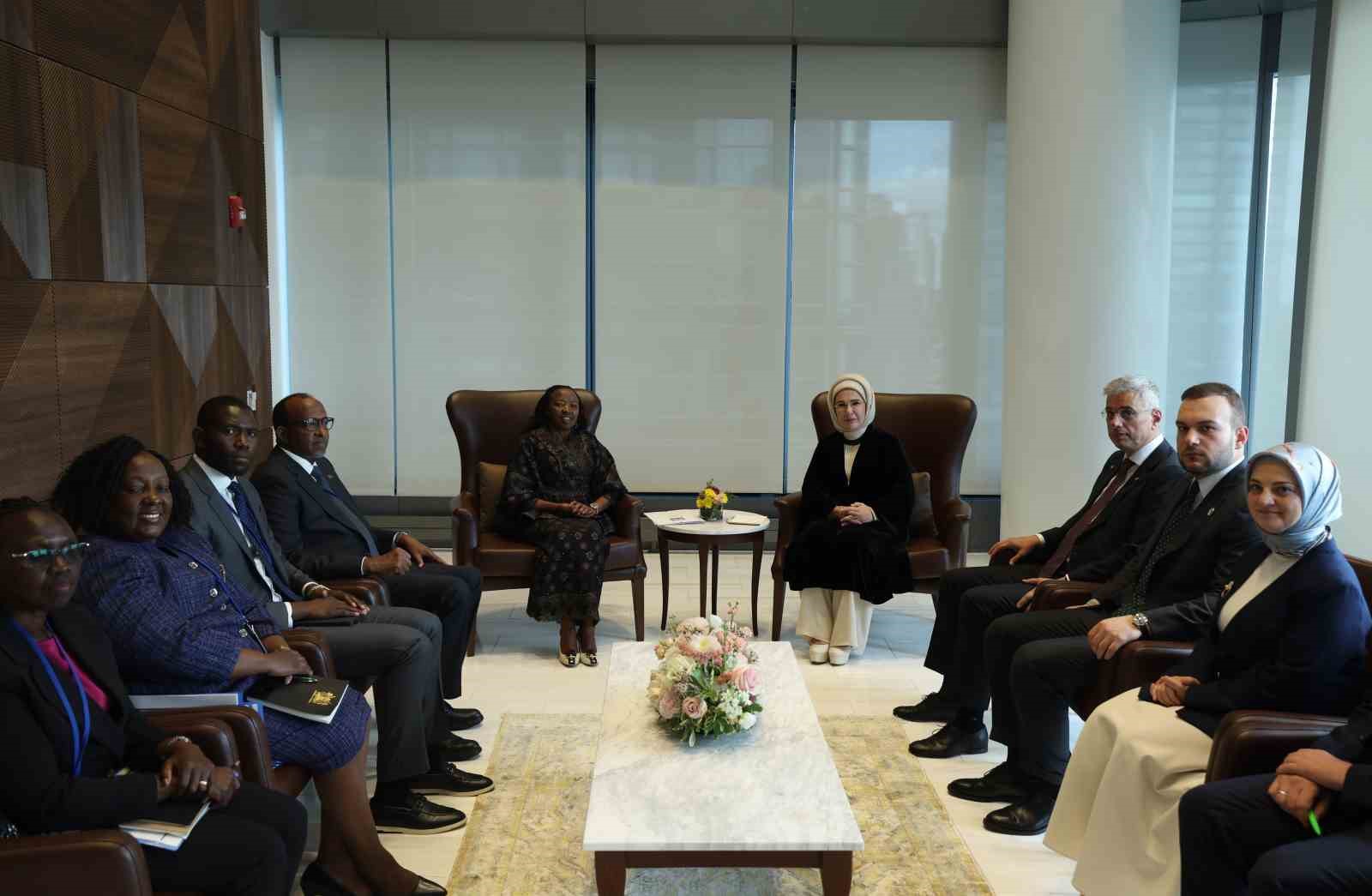Emine Erdoğan, Kenya Cumhurbaşkanı’nın eşi Rachel Ruto ile görüştü