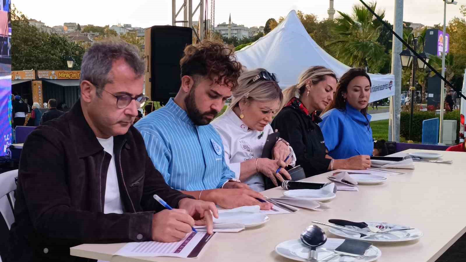 Mantılar görücüye çıktı: Tekirdağ’da Sini Mantısı Yarışması heyecanı