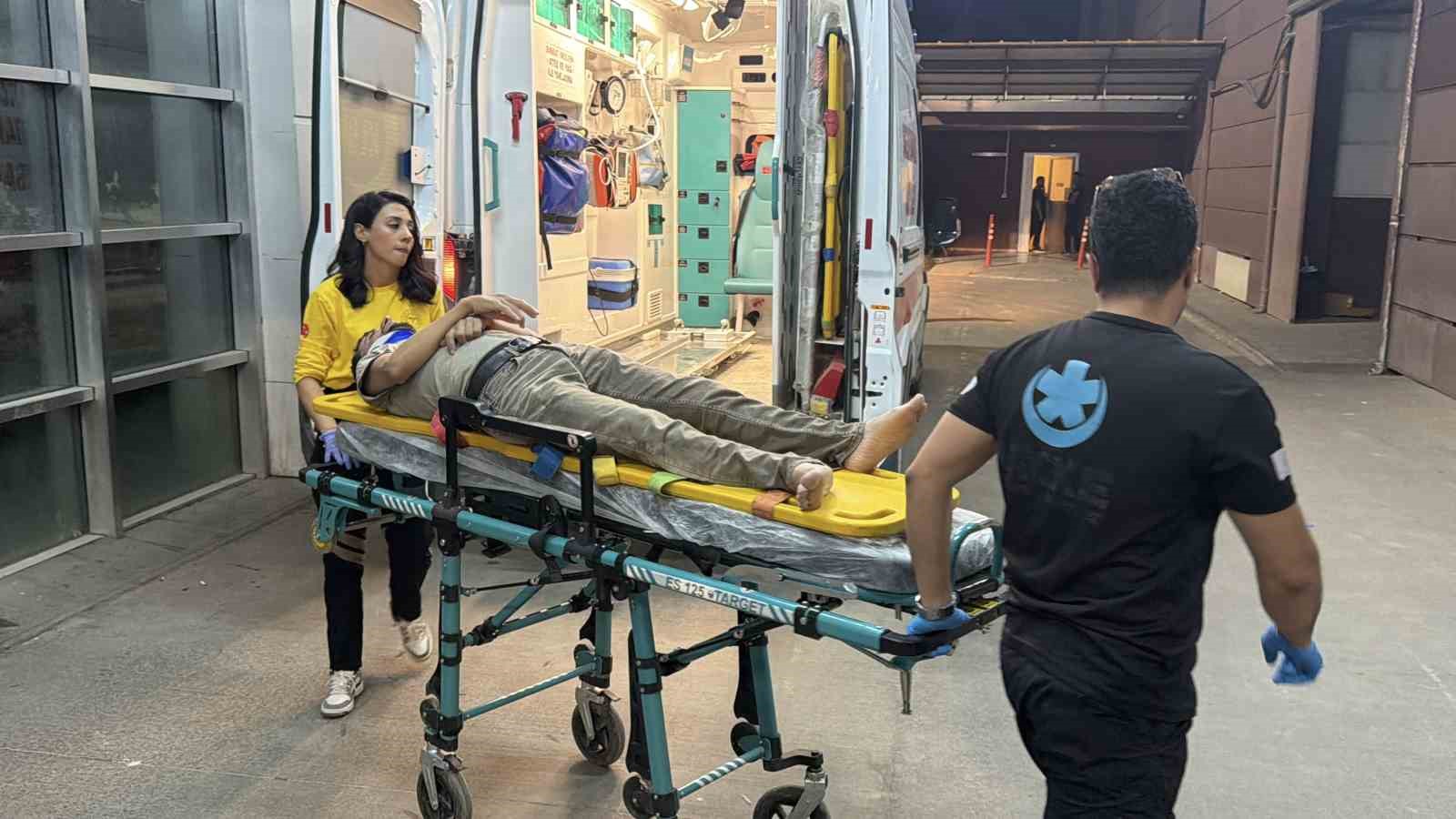 Motosiklet devrildi: 1 yaralı