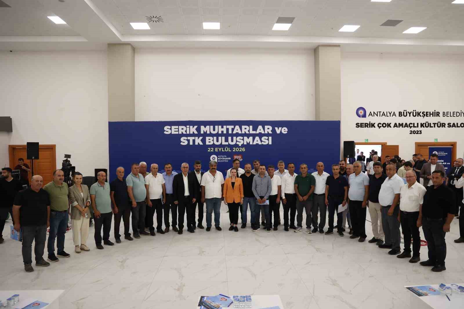 Özdemir, muhtarlarla buluştu: "Sizden gelecek her talep bizim yol haritamızdır"