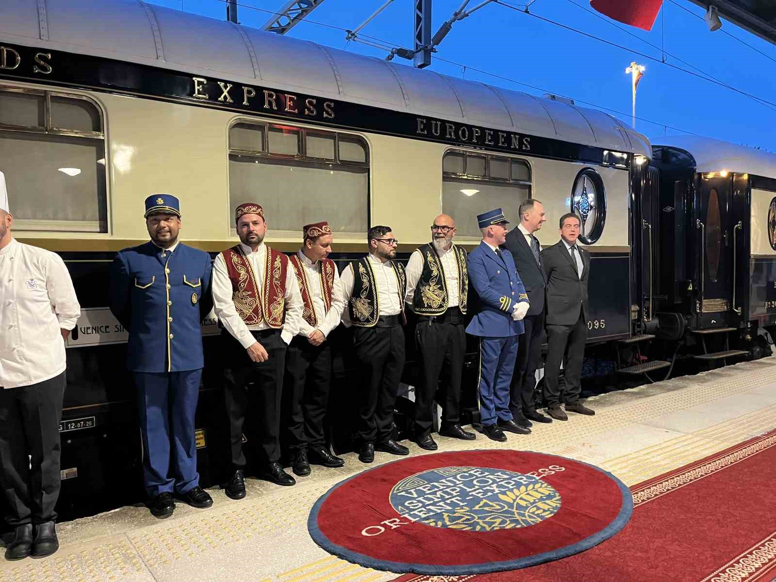 Paris’ten yola çıkan Orient Express İstanbul’a geldi