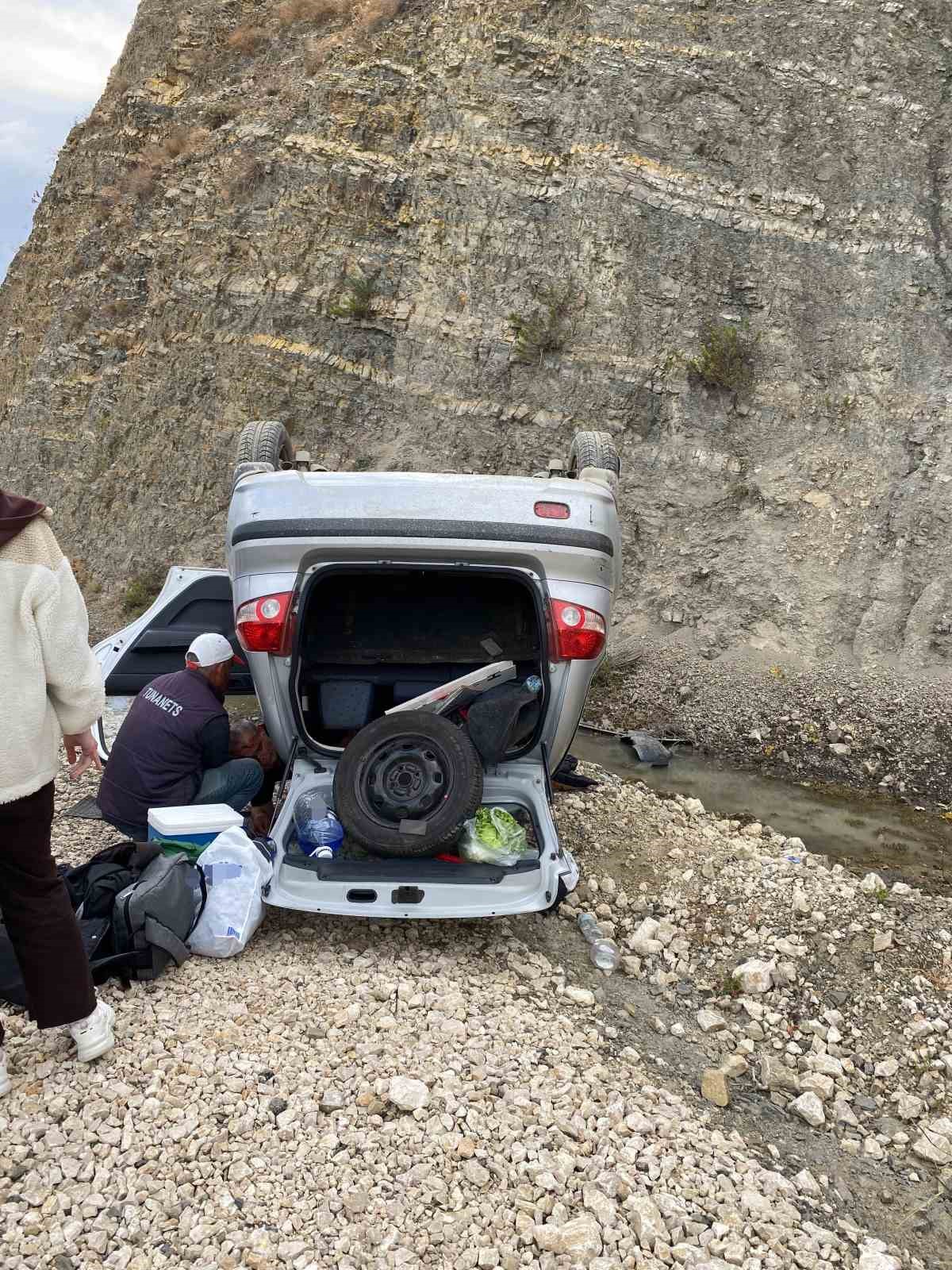 Tekirdağ’da otomobil takla attı: 2 yaralı
