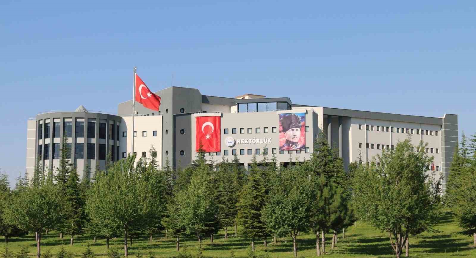 THE 2027 Dünya Sıralaması’nda tarihi yükseliş: Erciyes Üniversitesi 316 basamak birden yükseldi