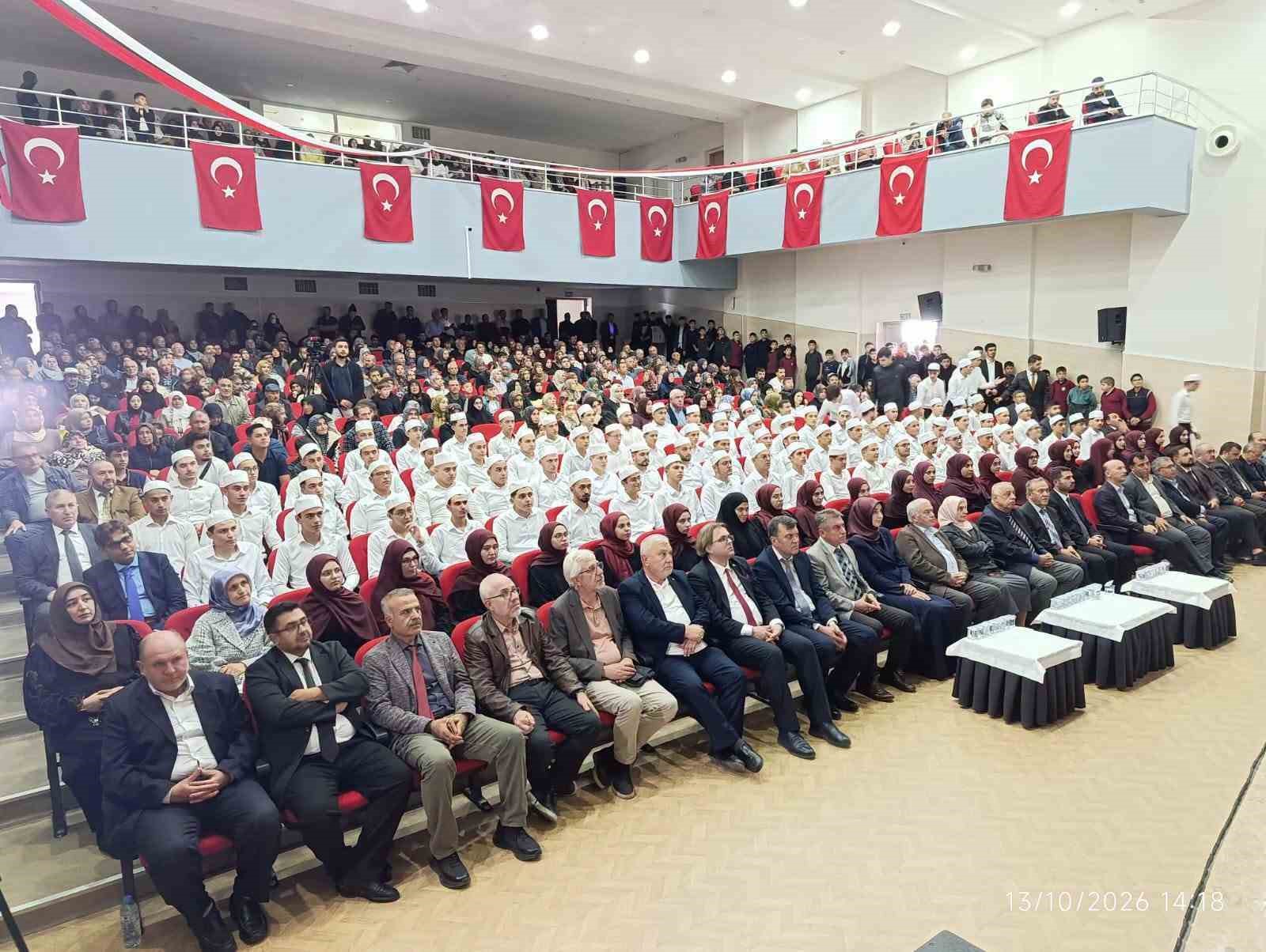 Afyonkarahisar’da 146 hafız icazet aldı