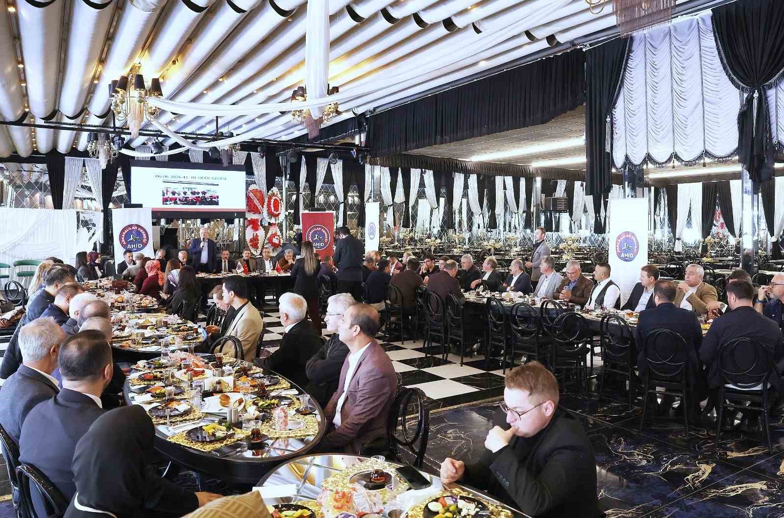 AHİD yönetimi toplantıda buluştu