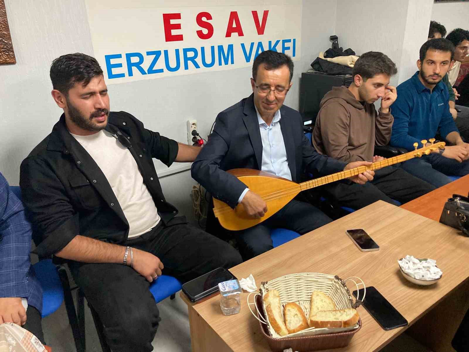 Başkentte Memleket Sıcaklığı: ESAV Erzurumlu Gençleri Dayanışma Sofrasında Buluşturdu