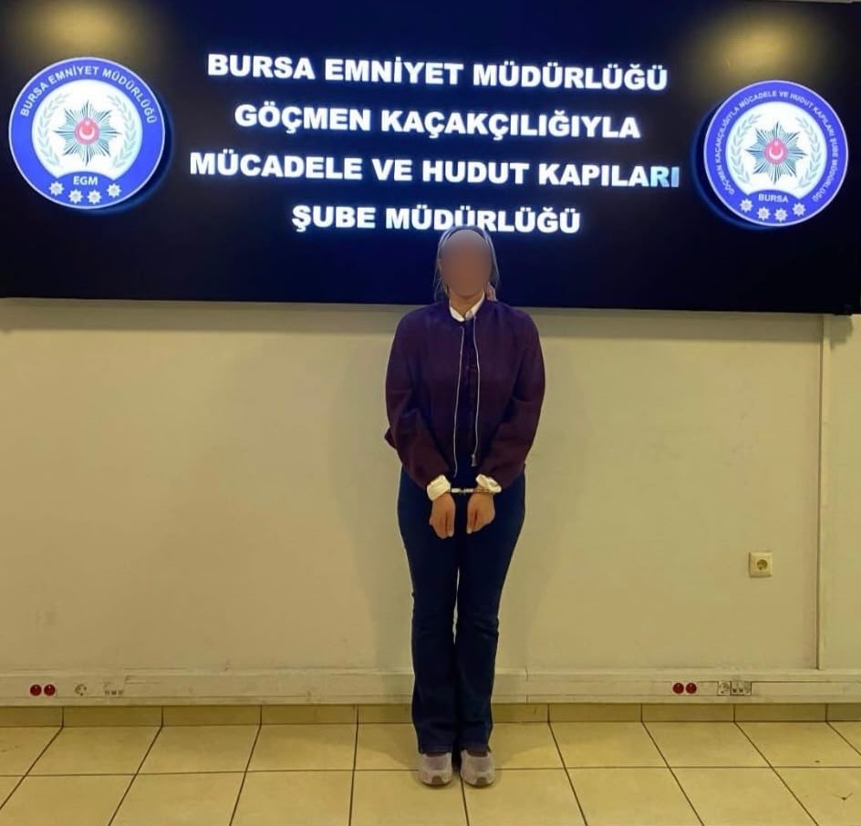 Bursa'da Sahte Avukat Oyunu Polise Takıldı: Suç Makinesi Yabancı Kadın Sınır Dışı Ediliyor