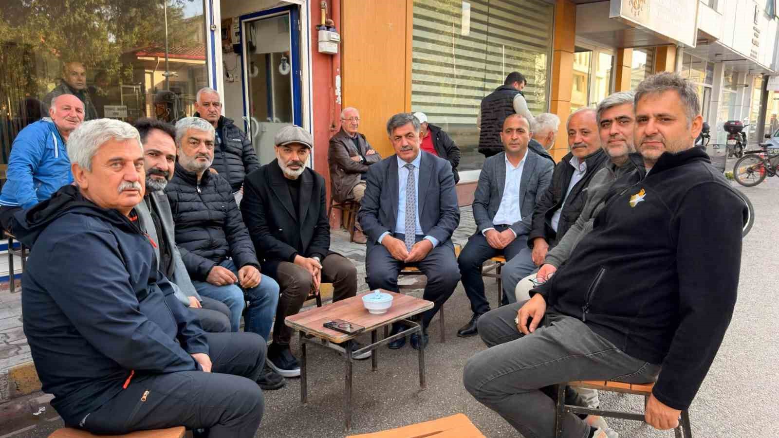 Erzincan Belediye Başkanı Aksun vatandaşlarla bir araya geldi