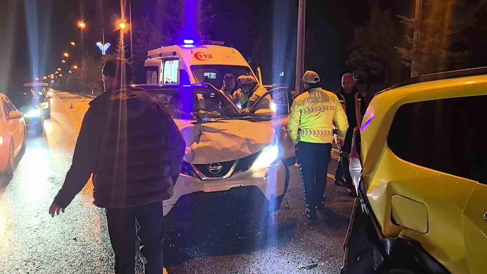 Erzurum’da zincirleme trafik kazası: 1 yaralı