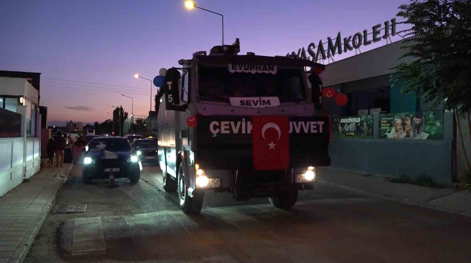 Eskişehir’de sünnet düğünü yapılan şehidin oğluna anlamlı sürpriz