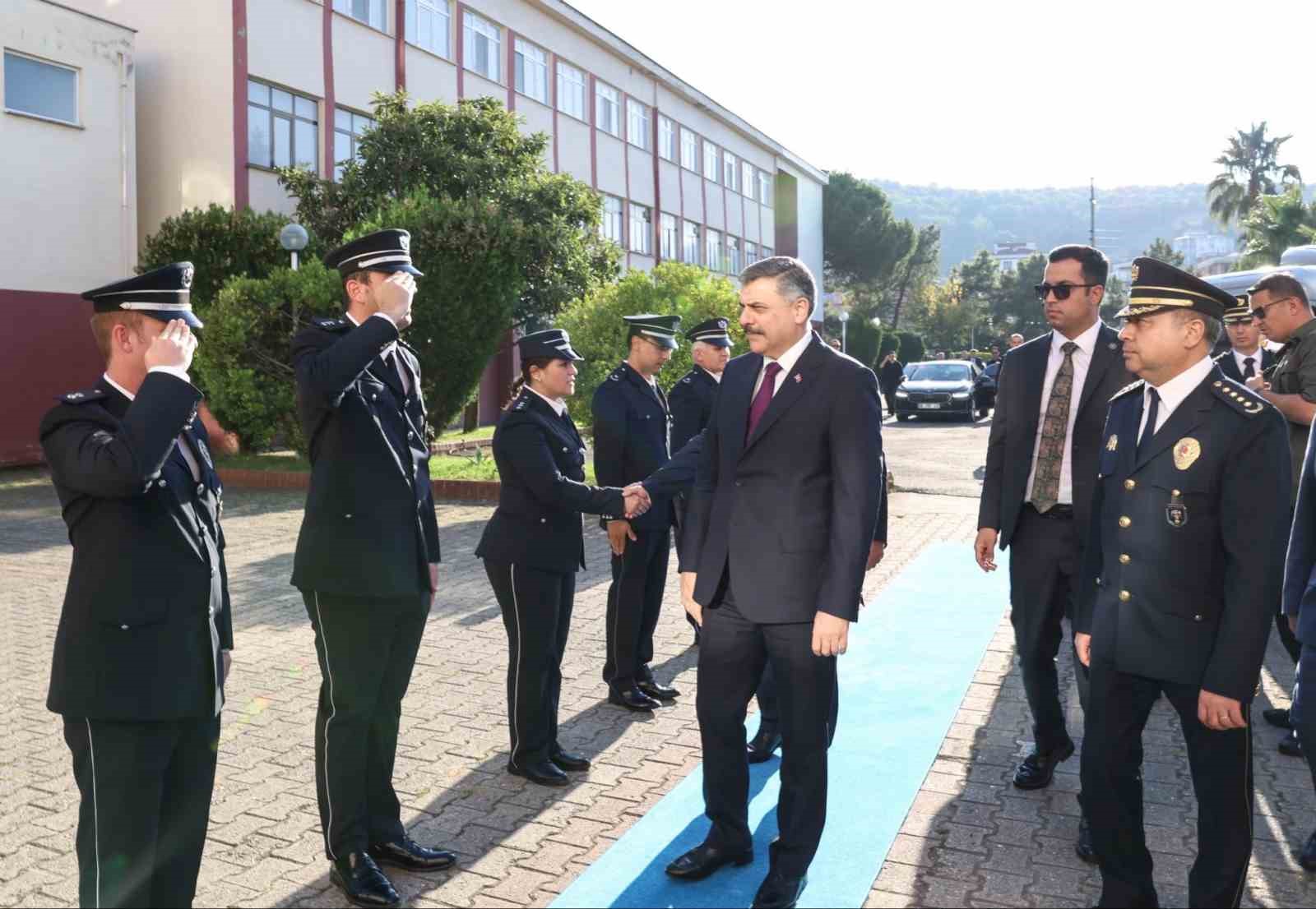 İçişleri Bakanı Çiftçi, Samsun’da polis okulunu ziyaret etti