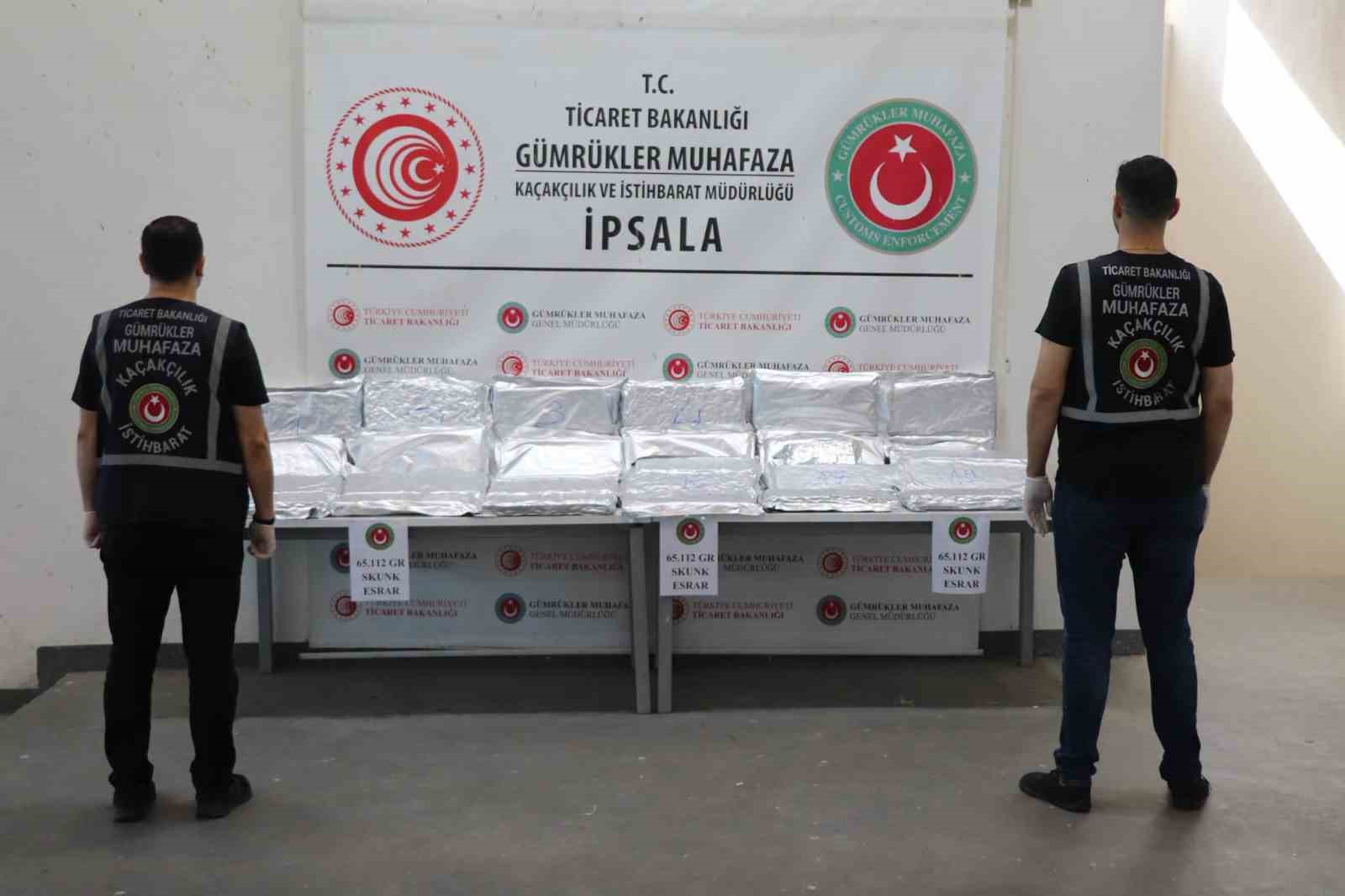 İpsala Sınır Kapısı’nda 65 kilo uyuşturucu ele geçirildi
