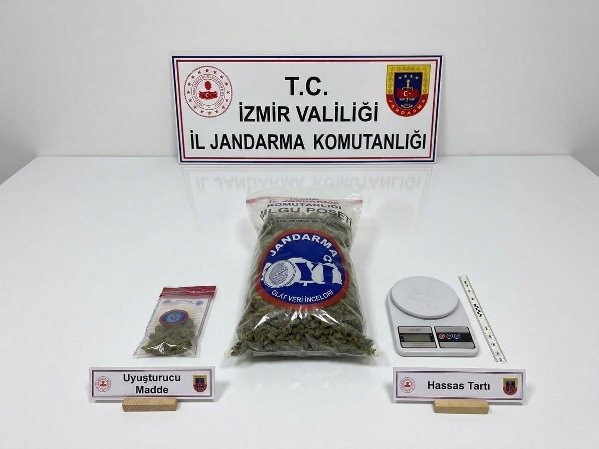 İzmir’de fabrikada uyuşturucu ticaretine jandarma operasyonu