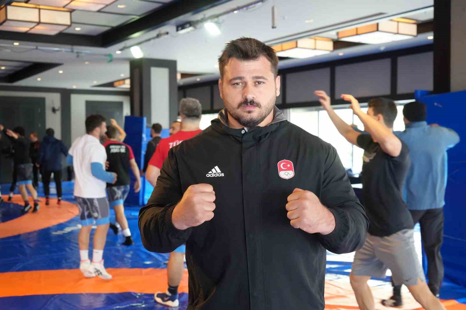 Rıza Kayaalp: 
