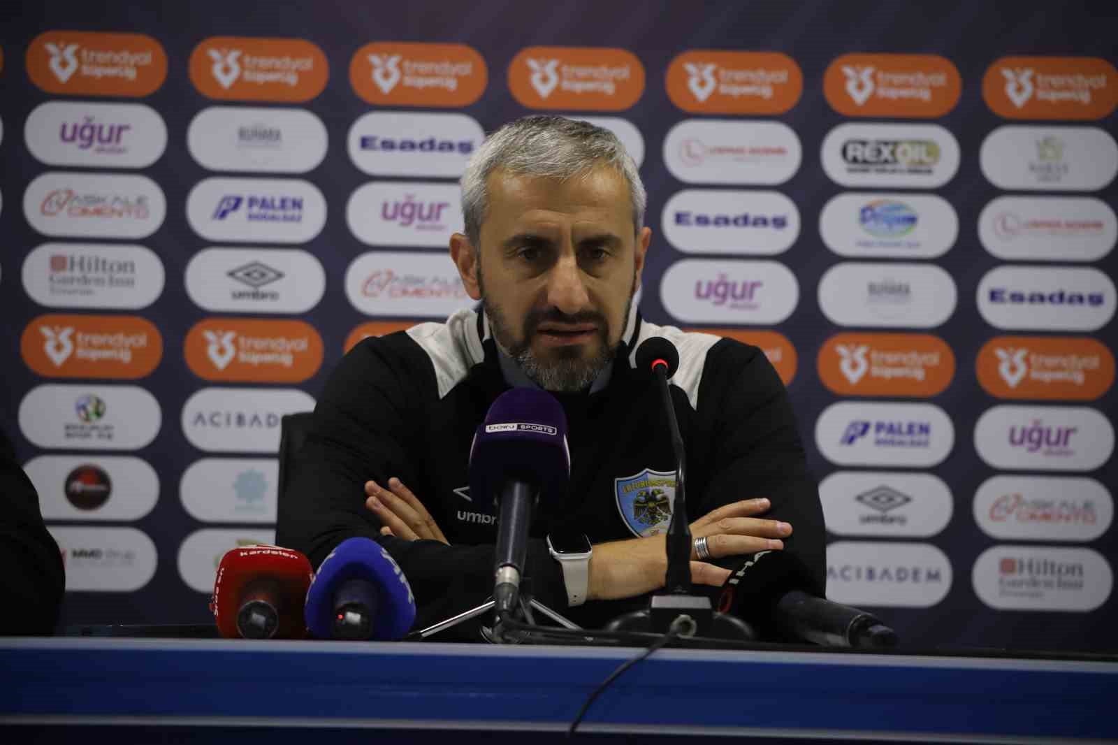 Serkan Özbalta: 