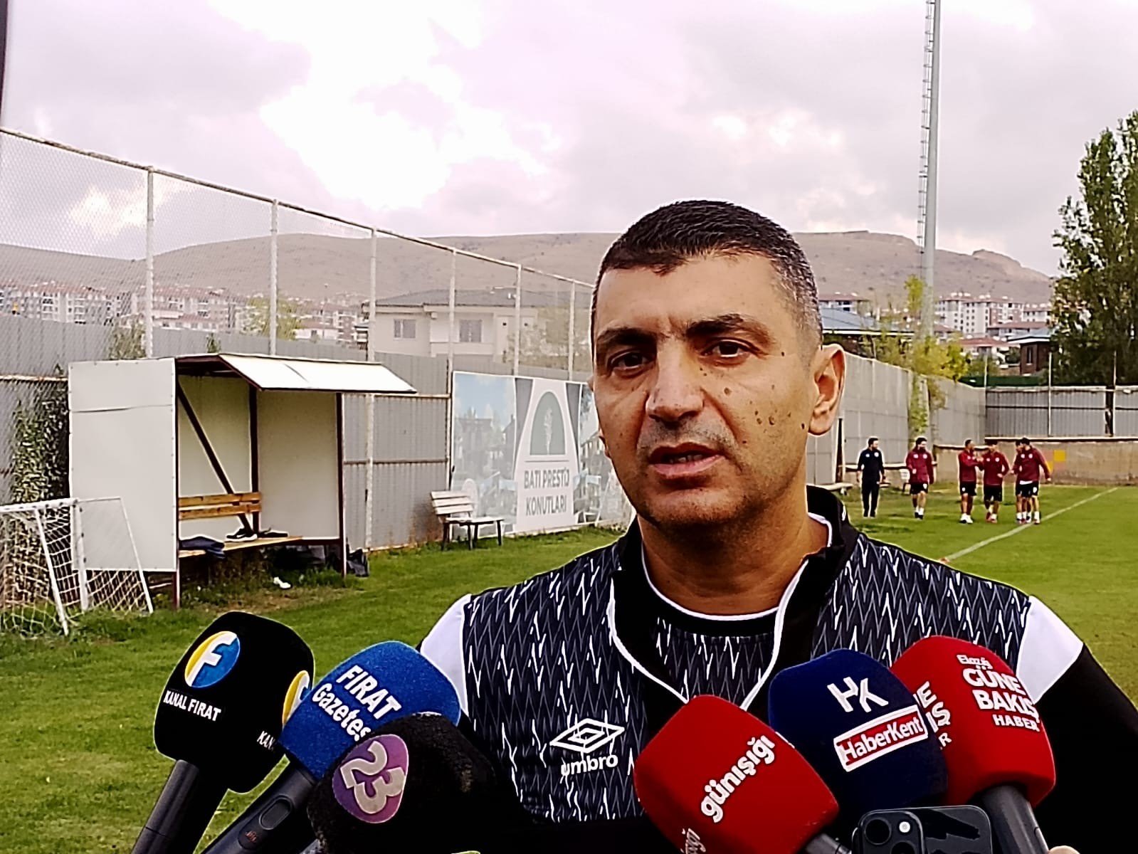 Teknik Direktör Bozkurt: "İçeride kazanmak istiyoruz"