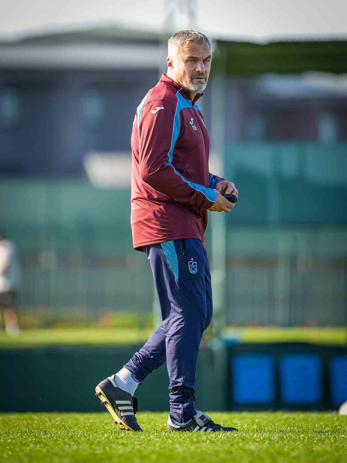 Trabzonspor'da Thomas Reis Tarihe Geçmeye Hazırlanıyor: Beşiktaş Derbisinde Büyük Hedef