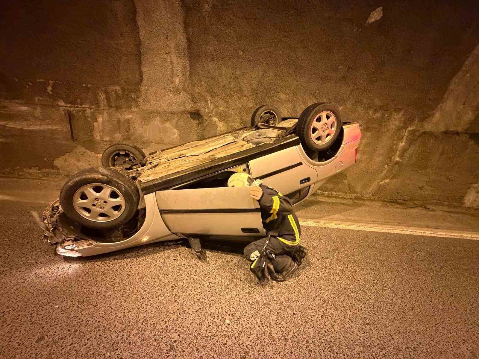 Zonguldak’ta tünelde kontrolden çıkan otomobil takla attı: 1 yaralı