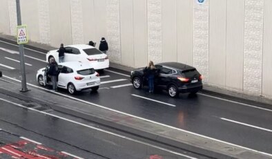 Atatürk’ün Anma Töreninde İstanbul Trafiği Durduruldu