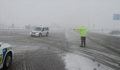 Erzincan’dan Komşu İllere Kar Engeli