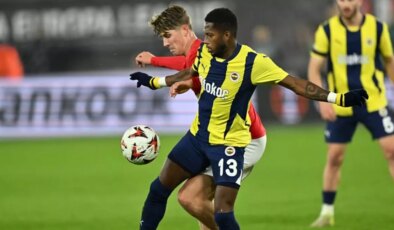 Fenerbahçe, AZ Alkmaar’a 3-1 Yenildi