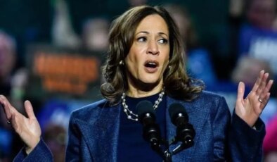 Seçimi Kaybeden Kamala Harris Kameralar Karşısına Çıktı