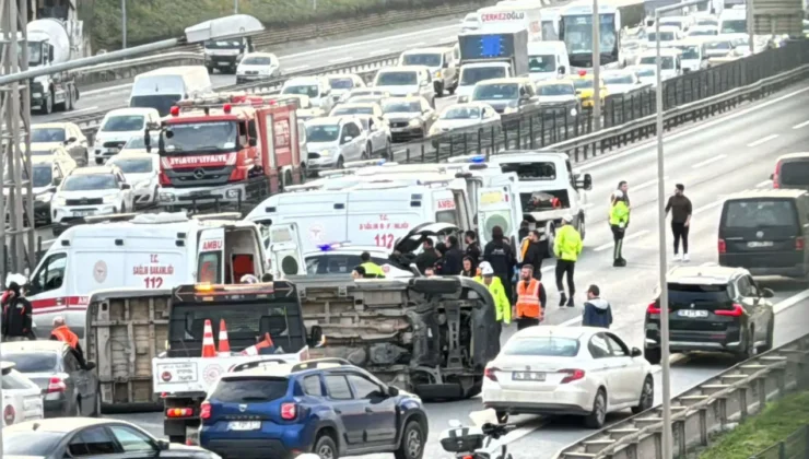 Sarıyer’de okul servisi devrildi!