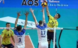 Lider Halkbank, Fenerbahçe’ye set vermedi