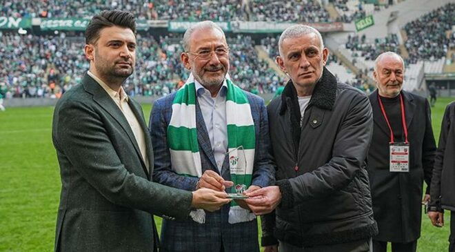 Türkiye’nin otomobili TOGG, Bursaspor’un yeni sponsoru oldu