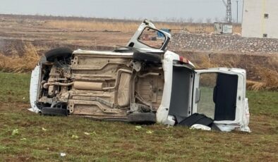 Mardin’de Feci Kaza! Araç Tarlaya Uçtu; ölü ve yaralılar var