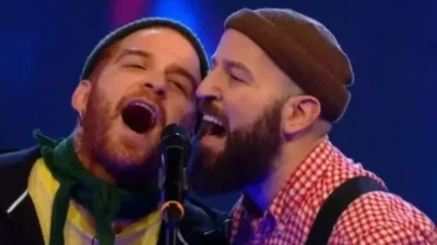 Athena grubunun solisti Gökhan Özoğuz’un eşi Melis Ülken’den geçtiğimiz aylarda