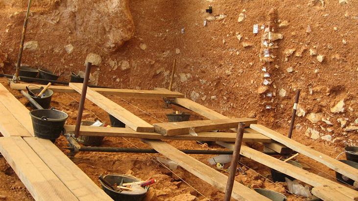 Batı Avrupa’daki En Eski İnsan Kalıntısı Bulundu İspanya’nın kuzeyindeki Burgos kentine bağlı Atapuerca bölgesinde 1,1 ila 1,4