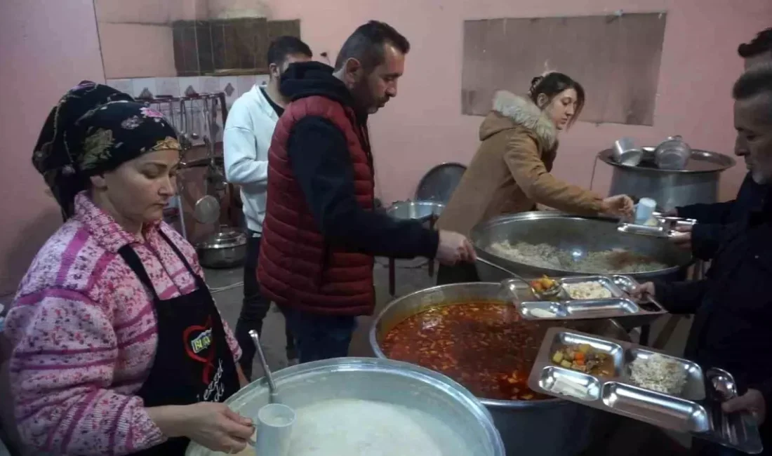 Çamköy’de İmece Usulü İftar Geleneği Burdur’un Gölhisar ilçesine bağlı Çamköy köyünde Ramazan ayı boyunca her
