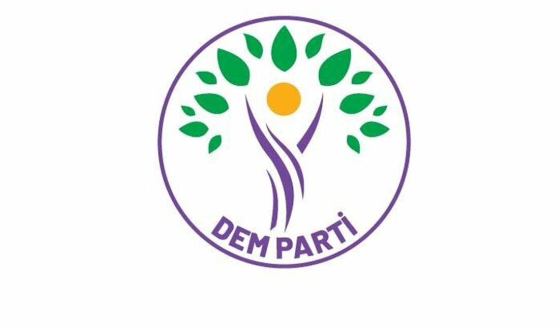 DEM Parti MYK’den yapılan açıklamada, sabah saatlerinde İstanbul Büyükşehir Belediye