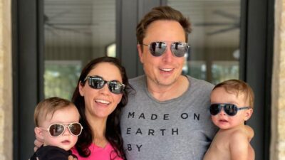 428 milyar dolarlık servetiyle dünyanın en zengin kişisi konumundaki Elon