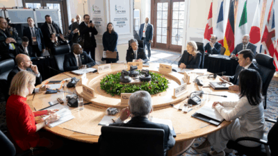 ABD ve G7 ülkeleri, Ukrayna’da ateşkesi uygulamaması halinde Rusya’yı ek