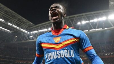 Trendyol Süper Lig’deki İzmir temsilcisi Göztepe’nin altyapısına dahil edip geçen