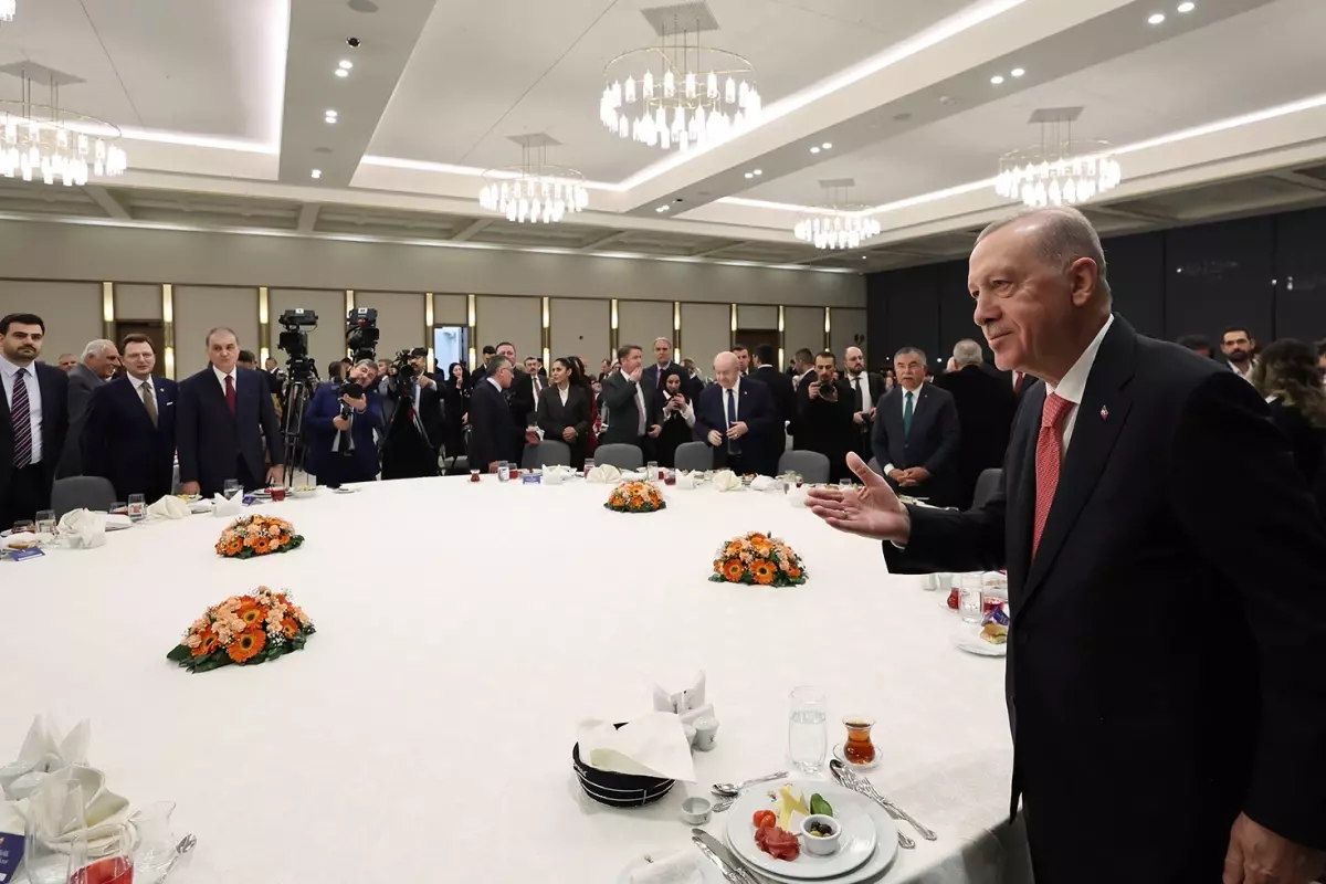 Ak Parti’nin yönetim kademesinde, İstanbul Büyükşehir Belediye Başkanı Ekrem İmamoğlu’nun