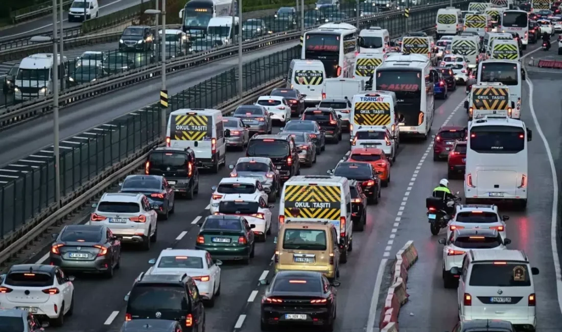 İstanbul Valiliği, Saraçhane çevresindeki bu yolları 24 saatliğine trafiğe kapattı İstanbul Valiliği, 19-23 Mart tarihleri arasında 4 gün süreyle bazı