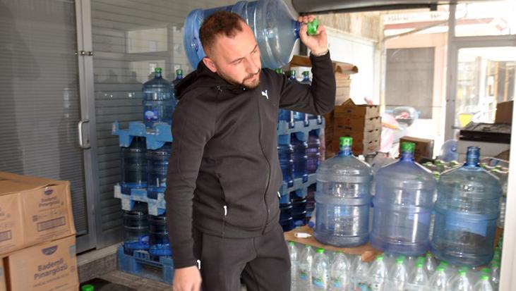 Karaman’da İçme Suyu Siparişleri Patlama Yaptı İl Sağlık Müdürlüğü, vatandaşlardan gelen şikayet sonrası kentteki şebeke suyundan