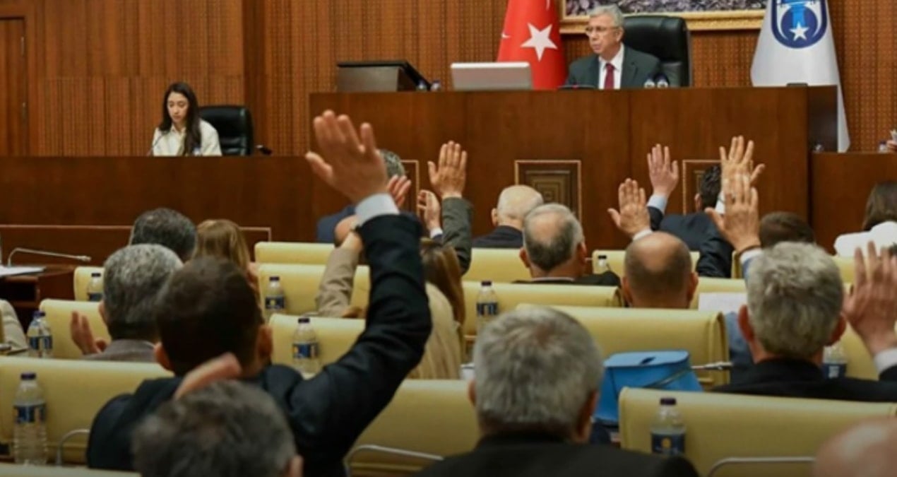 Ankara Büyükşehir Belediyesi (ABB), İstanbul’un ardından gündemin odağına oturdu. ABB’nin