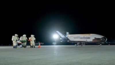 Uzay gemisi uzayda 434 gün kaldıktan ve test hedeflerini başarıyla