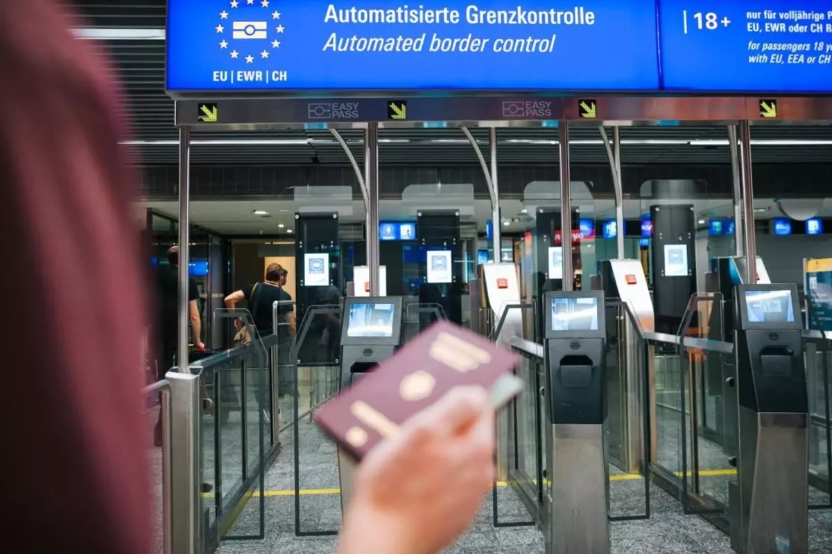 AB, yedi ülkeyi güvenli ülke ilan ederek, bu ülkelerden iltica