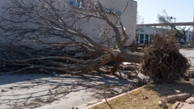ABD’nin Oklahoma eyaletinde hafta sonu etkili olan şiddetli fırtına nedeniyle