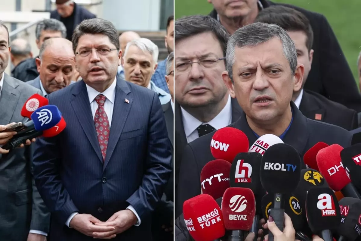 CHP Genel Başkanı Özgür Özel, tutuklanan ve görevden uzaklaştırılan İstanbul