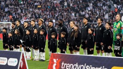 Süper Lig’in 31. haftasında Beşiktaş, sahasında Başakşehir’i ağırlıyor. Mücadele 0-0’lık