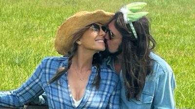 İngiliz oyuncu ve şarkıcı Elizabeth Hurley, ABD’li şarkıcı Billy Ray